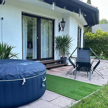 Neue Sonnige Ferienwohnung, Eigener Whirlpool, Nur 10 Min Zu Fuss Von Legoland Entfernt,80 M2 Stillvolle Nr 7 , Wunderschoener Garten Mit Terrasse, Fuer Den Ersten Fruehstueck Gefuellter Kuehlschrank,my Luxury Клайнкёц