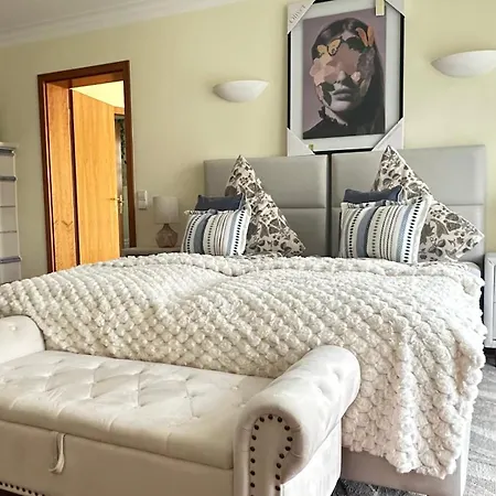 Apartman Neue Sonnige Ferienwohnung, Eigener Whirlpool, Nur 10 Min Zu Fuss Von Legoland Entfernt,80 M2 Stillvolle Nr 7 , Wunderschoener Garten Mit Terrasse, Fuer Den Ersten Fruehstueck Gefuellter Kuehlschrank,my Luxury Kleinkötz