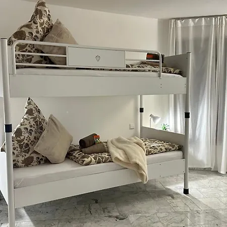 Appartement Neue Sonnige Ferienwohnung, Eigener Whirlpool, Nur 10 Min Zu Fuss Von Legoland Entfernt,80 M2 Stillvolle Nr 7 , Wunderschoener Garten Mit Terrasse, Fuer Den Ersten Fruehstueck Gefuellter Kuehlschrank,my Luxury *