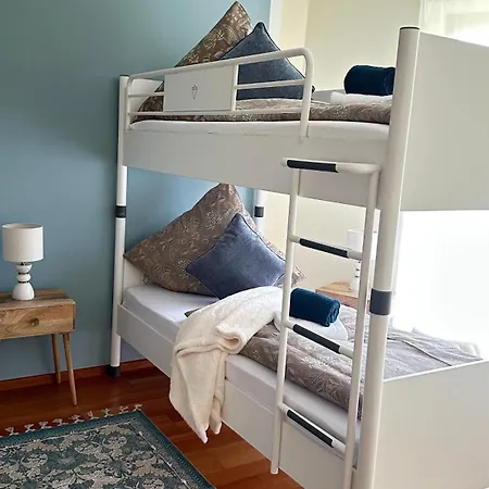 Neue Sonnige Ferienwohnung, Eigener Whirlpool, Nur 10 Min Zu Fuss Von Legoland Entfernt,80 M2 Stillvolle Nr 7 , Wunderschoener Garten Mit Terrasse, Fuer Den Ersten Fruehstueck Gefuellter Kuehlschrank,my Luxury *