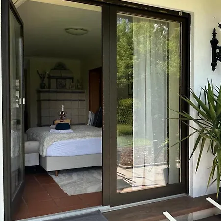 Апартаменты Neue Sonnige Ferienwohnung, Eigener Whirlpool, Nur 10 Min Zu Fuss Von Legoland Entfernt,80 M2 Stillvolle Nr 7 , Wunderschoener Garten Mit Terrasse, Fuer Den Ersten Fruehstueck Gefuellter Kuehlschrank,my Luxury