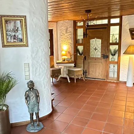 Neue Sonnige Ferienwohnung, Eigener Whirlpool, Nur 10 Min Zu Fuss Von Legoland Entfernt,80 M2 Stillvolle Nr 7 , Wunderschoener Garten Mit Terrasse, Fuer Den Ersten Fruehstueck Gefuellter Kuehlschrank,my Luxury Апартаменты *